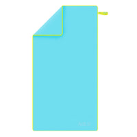 NILS Microvezel Handdoek - Blauw/Groen - 140 x 70 cm - Hoofdafbeelding