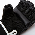 Everlast Core Kickbokshandschoenen - Zwart - Aanzicht