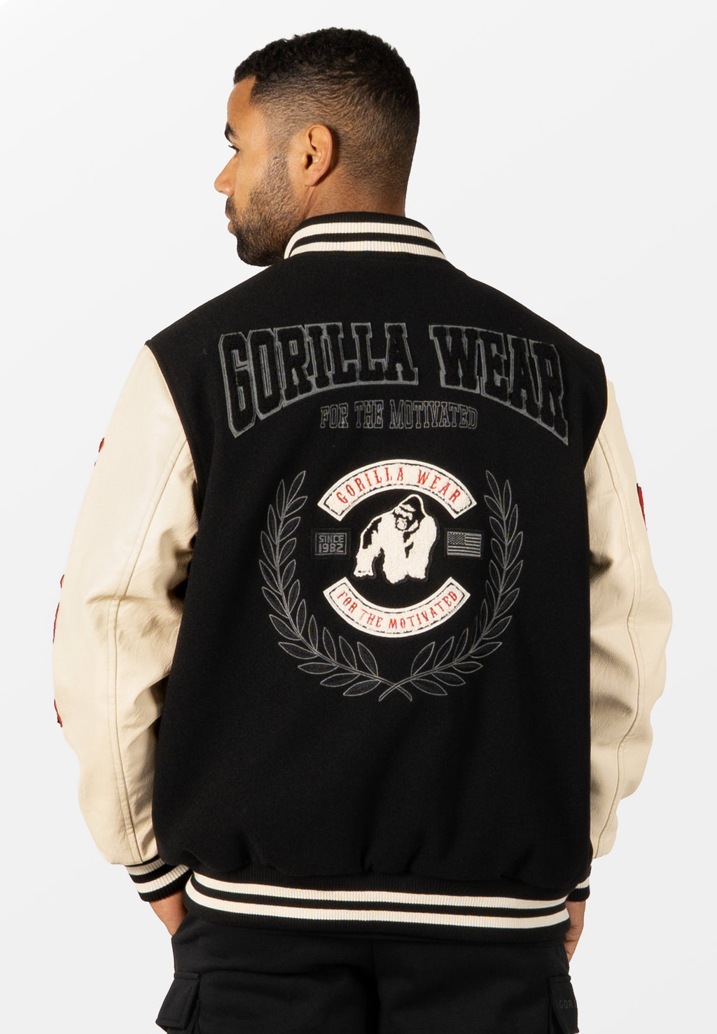Gorilla Wear Saint Louis Varsity Jacket - Zwart - Aanzicht