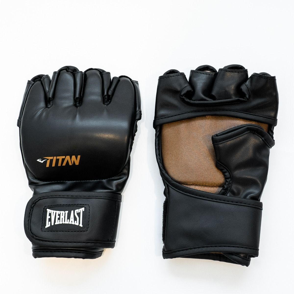 Everlast Titan MMA Handschoenen - Zwart - Aanzicht