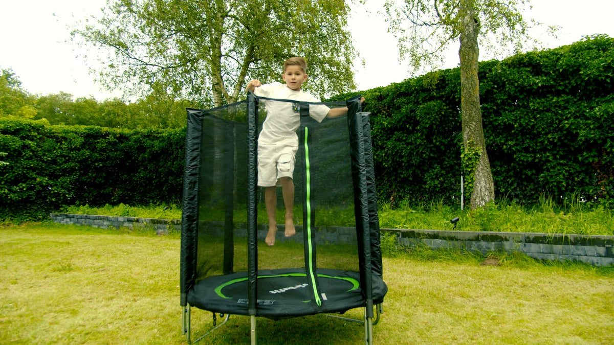VirtuFit Kindertrampoline met Veiligheidsnet - Zwart - 140 cm - Aanzicht