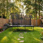 VirtuFit Premium Rechthoekige Trampoline met Veiligheidsnet - Zwart - 244 x 366 cm - Gratis trap - Aanzicht