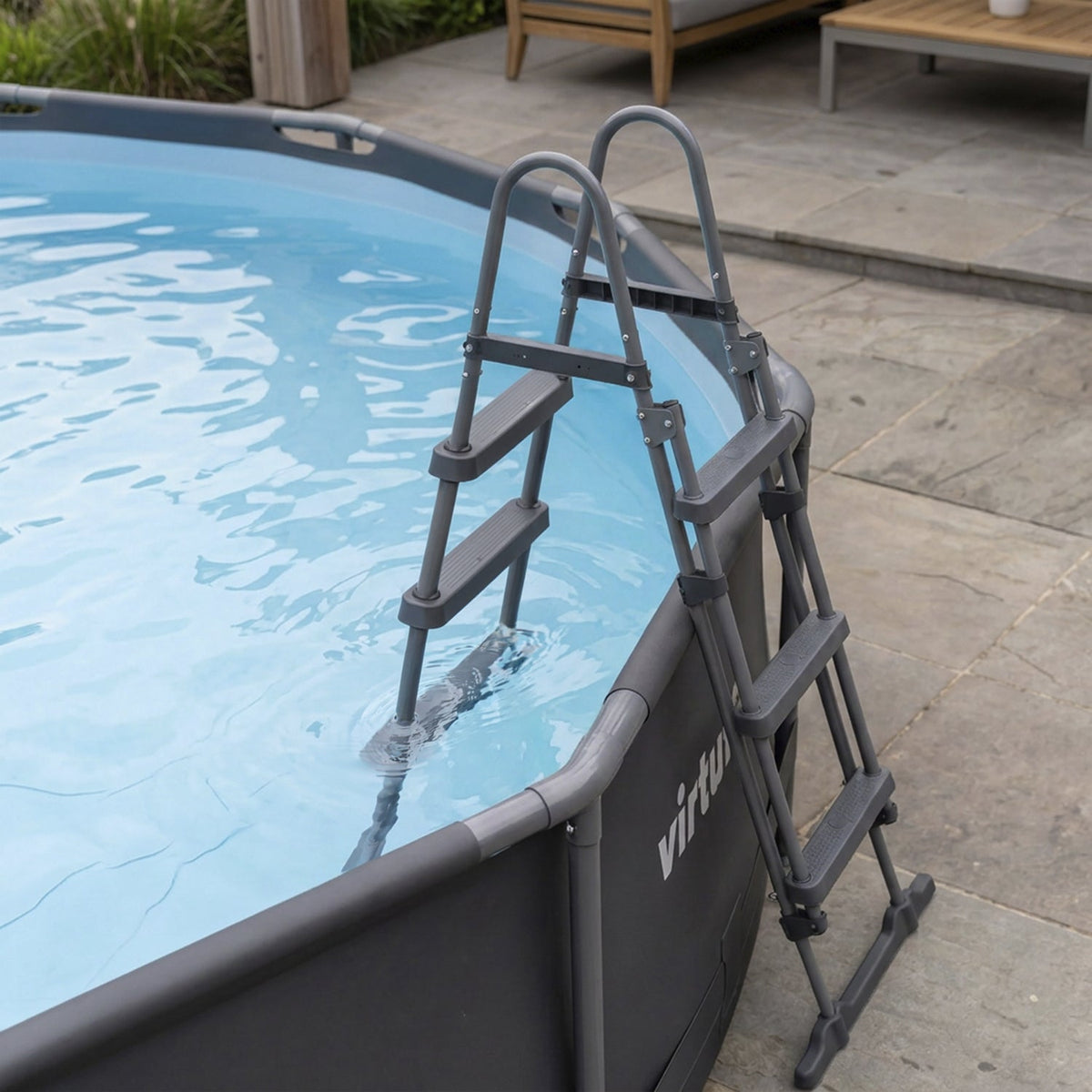 VirtuFit Zwembadtrap 100 cm - Universeel - Aanzicht