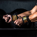 Reeva Wrist Wraps - Goud - Aanzicht