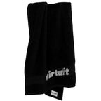 VirtuFit Handdoek - 100 x 50 cm - Zwart - In gebruik