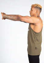 Gorilla Wear Carter Stretch Tank Top - Legergroen - In gebruik
