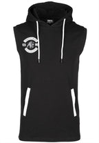 Gorilla Wear Oswego Mouwloos T-shirt met Capuchon - Zwart - In gebruik