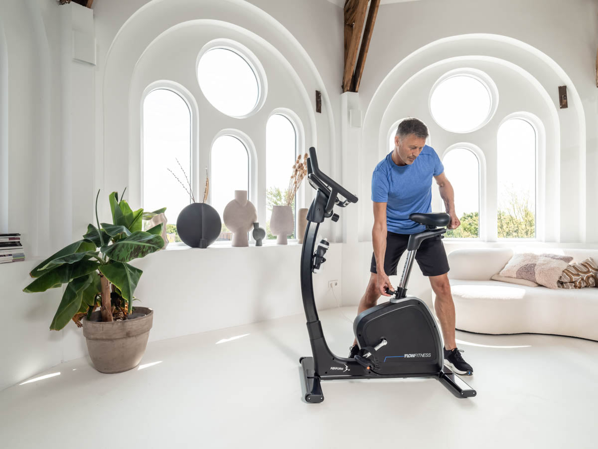 Flow Fitness Perform B2i Hometrainer - In gebruik