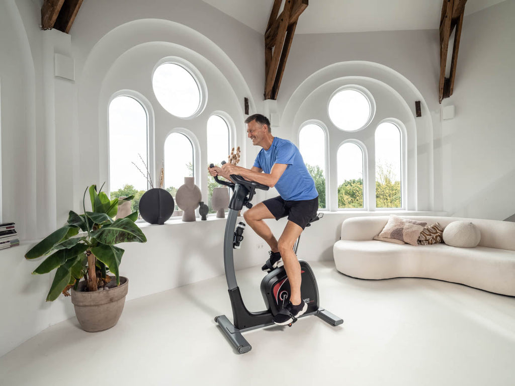 Flow Fitness Turner DHT2500i Hometrainer - In gebruik