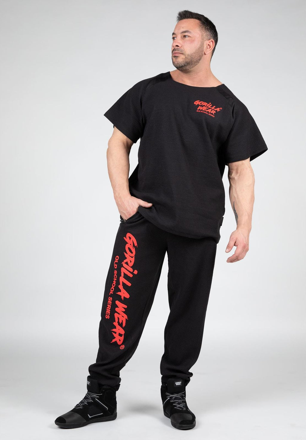 Gorilla Wear Augustine Old School Work out Top - Zwart/Rood - Detail