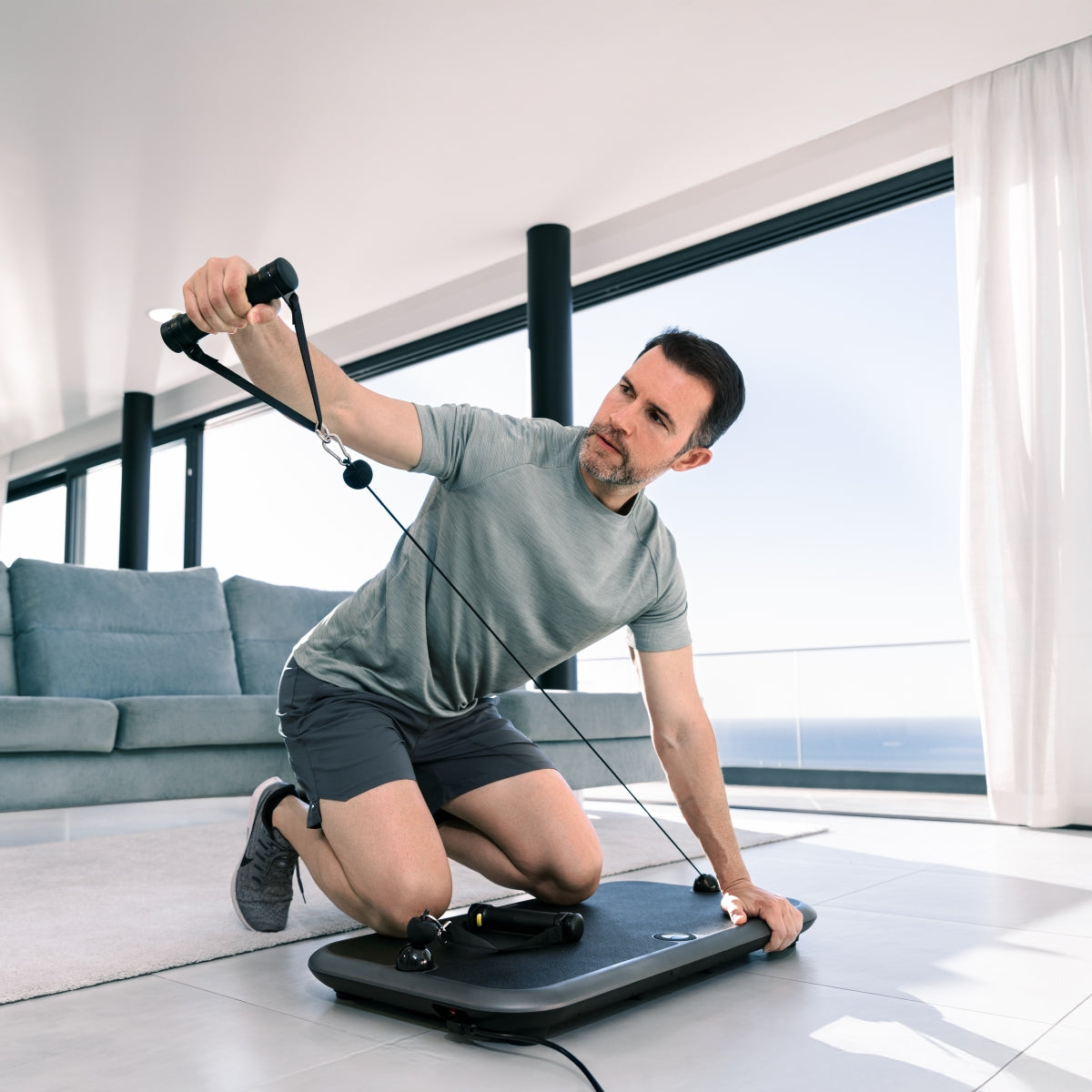Flow Fitness DSG200i - Smart Home Gym - Krachtstation - 90 kg - Inclusief Gratis App - Detail