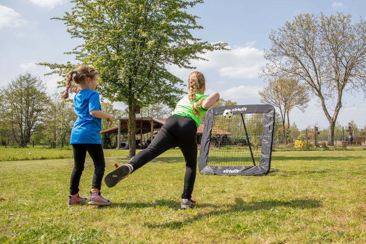 VirtuFit Verstelbare Rebounder Pro - Kickback - 124 x 124 cm - In gebruik