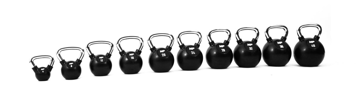 Muscle Power Rubberen Kettlebell - Zwart - 28 kg - In gebruik