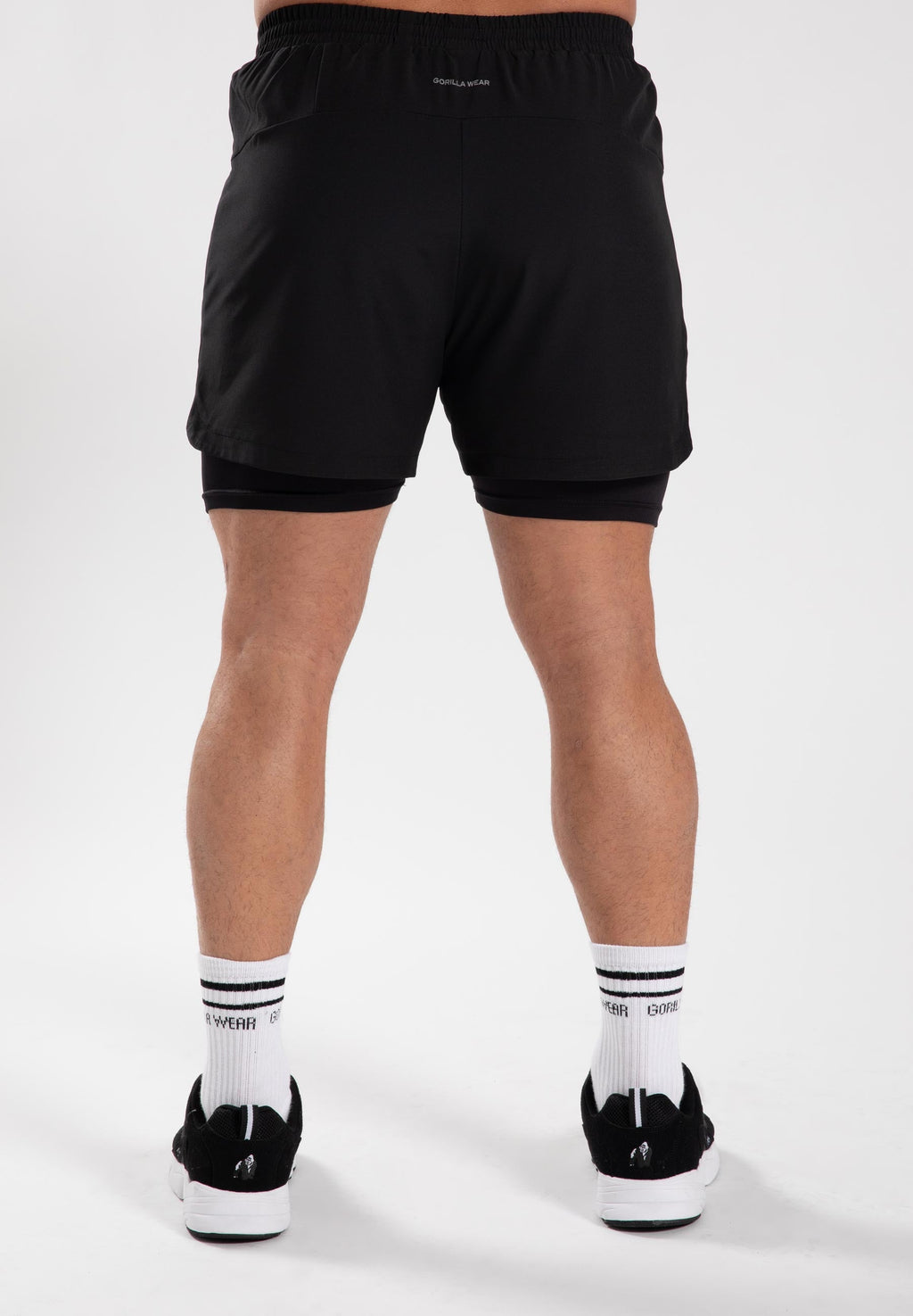Gorilla Wear Cortez 2-in-1 Shorts - Zwart - In gebruik