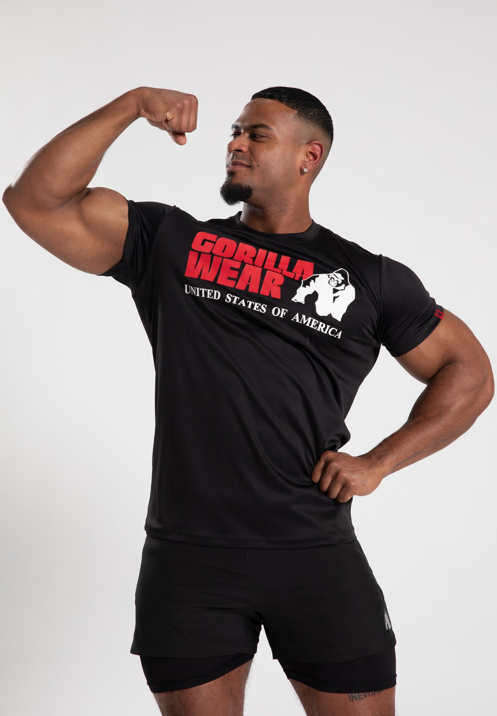 Gorilla Wear Classic Training T-shirt - Zwart - In gebruik