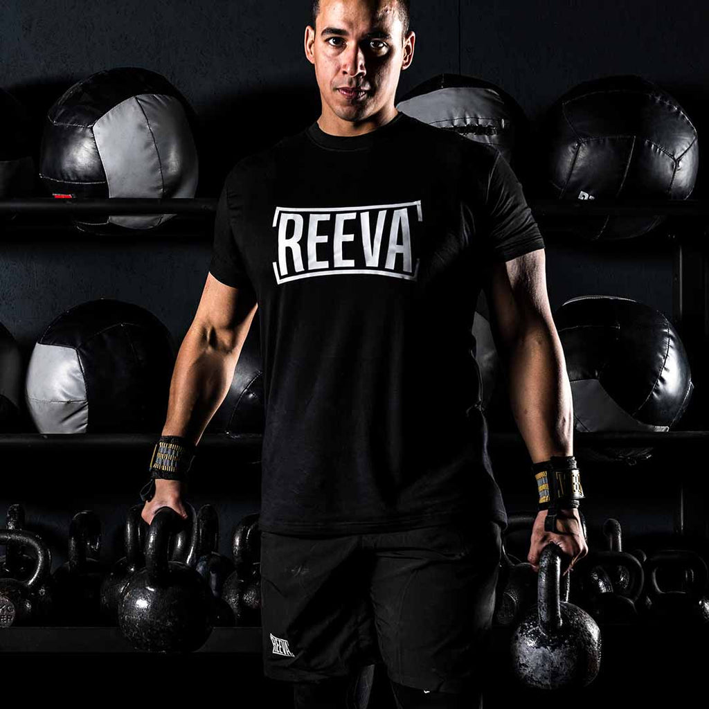 Reeva Wrist Wraps - Goud - In gebruik