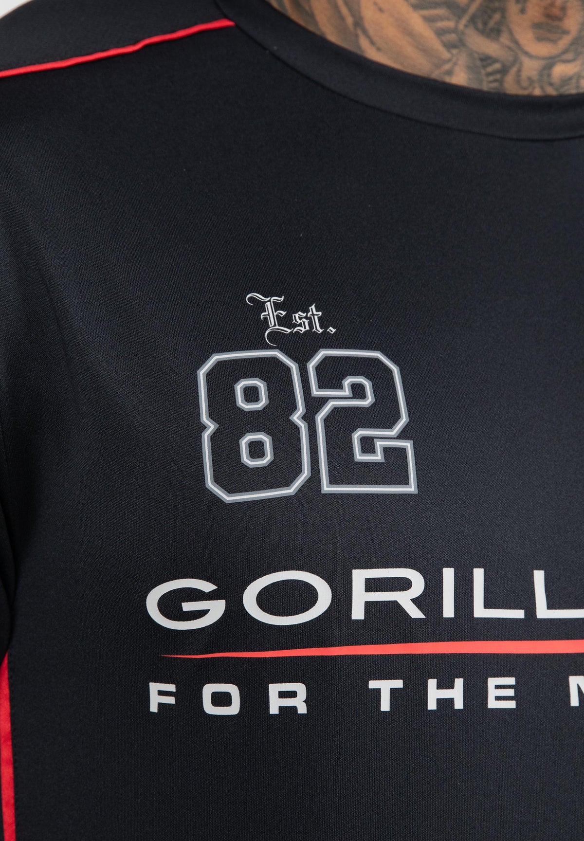Gorilla Wear Broxton T-shirt - Zwart - In gebruik