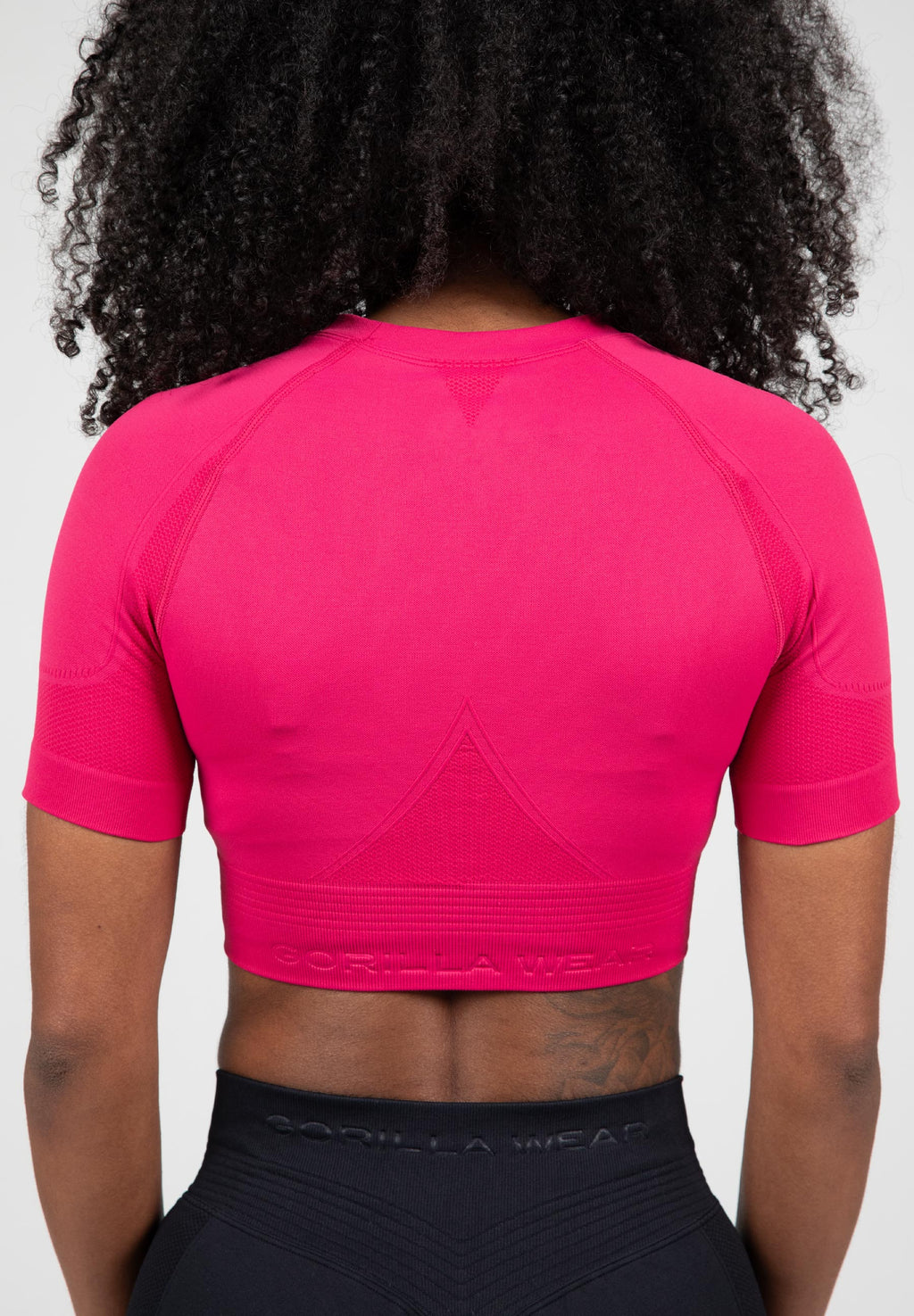 Gorilla Wear Whitney Seamless Crop Top - Roze - In gebruik