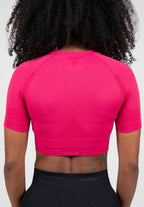 Gorilla Wear Whitney Seamless Crop Top - Roze - In gebruik