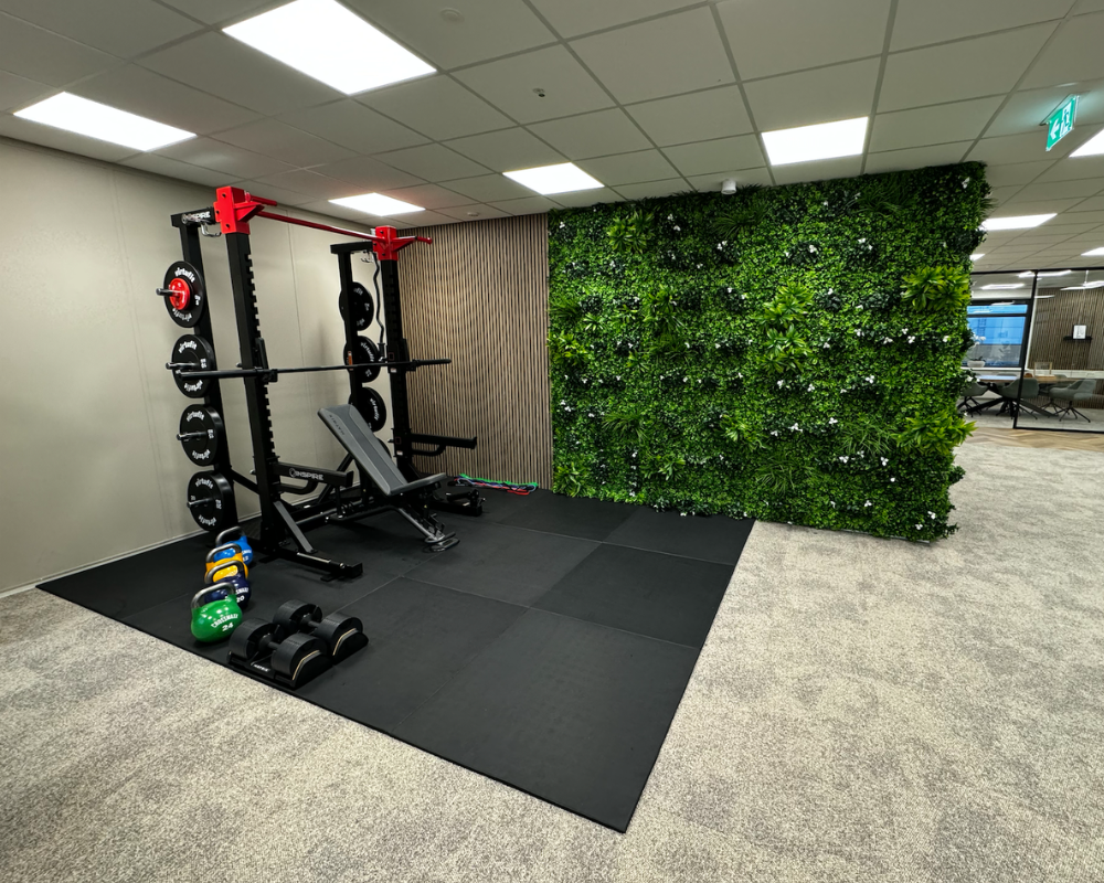 Flow Fitness Rubberen Tegel - 100 x 100 cm - Inclusief Connector - In gebruik