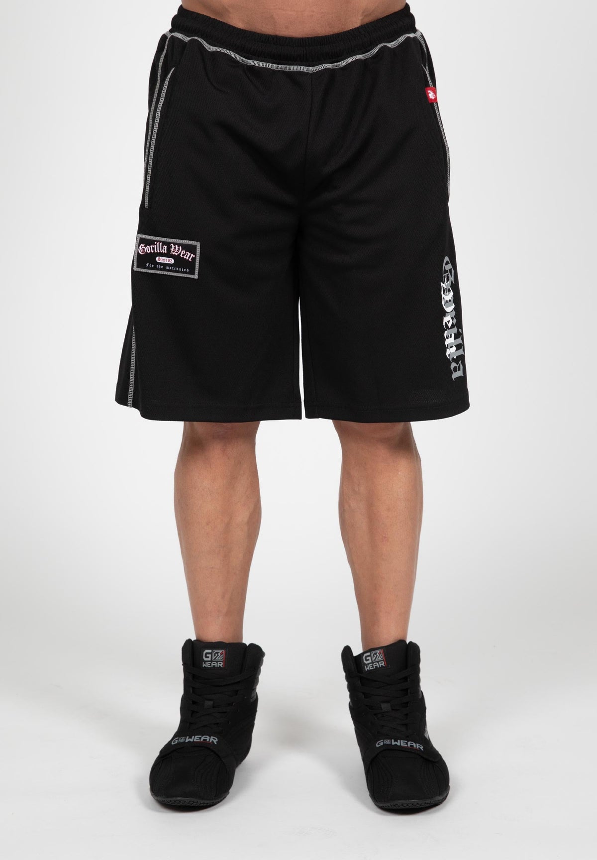Gorilla Wear Marlow Mesh Shorts - Zwart/Grijs - In gebruik