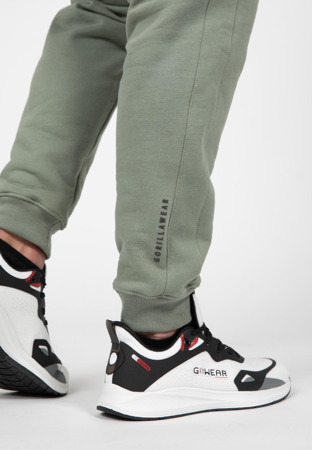 Gorilla Wear Leon Joggingbroek - Groen - In gebruik