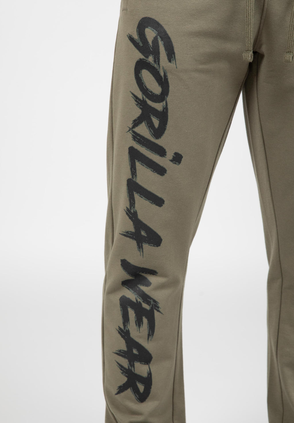Gorilla Wear Wilton Sweatpants - Legergroen - In gebruik