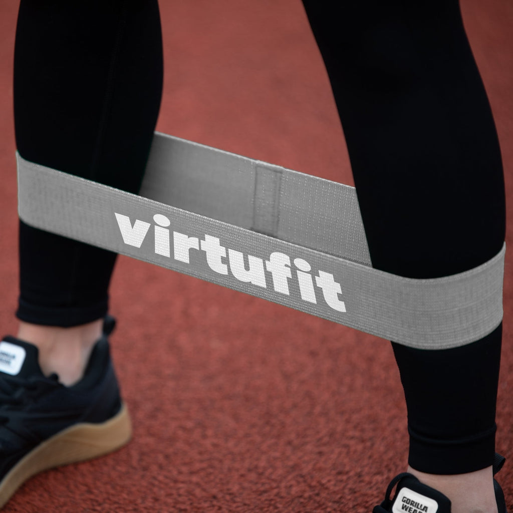 VirtuFit Mini Weerstandsbanden set - Katoen - 3 Stuks - Incl. Opbergtas - In gebruik