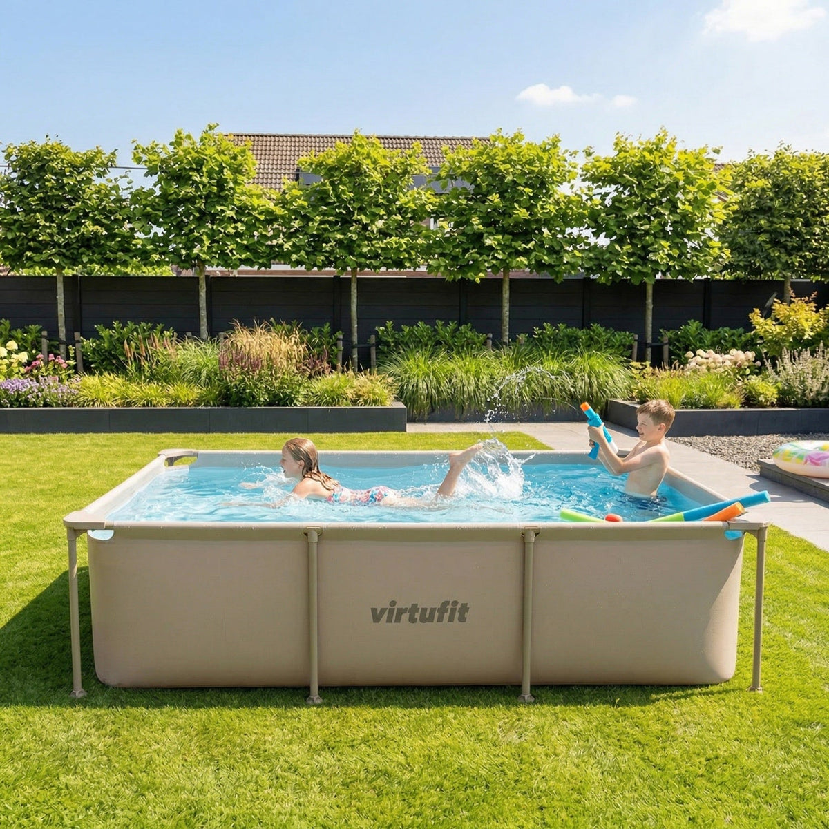 VirtuFit Rechthoekig Zwembad - 260 x 180 x 66 cm - Beige - Inclusief Filterpomp - In gebruik