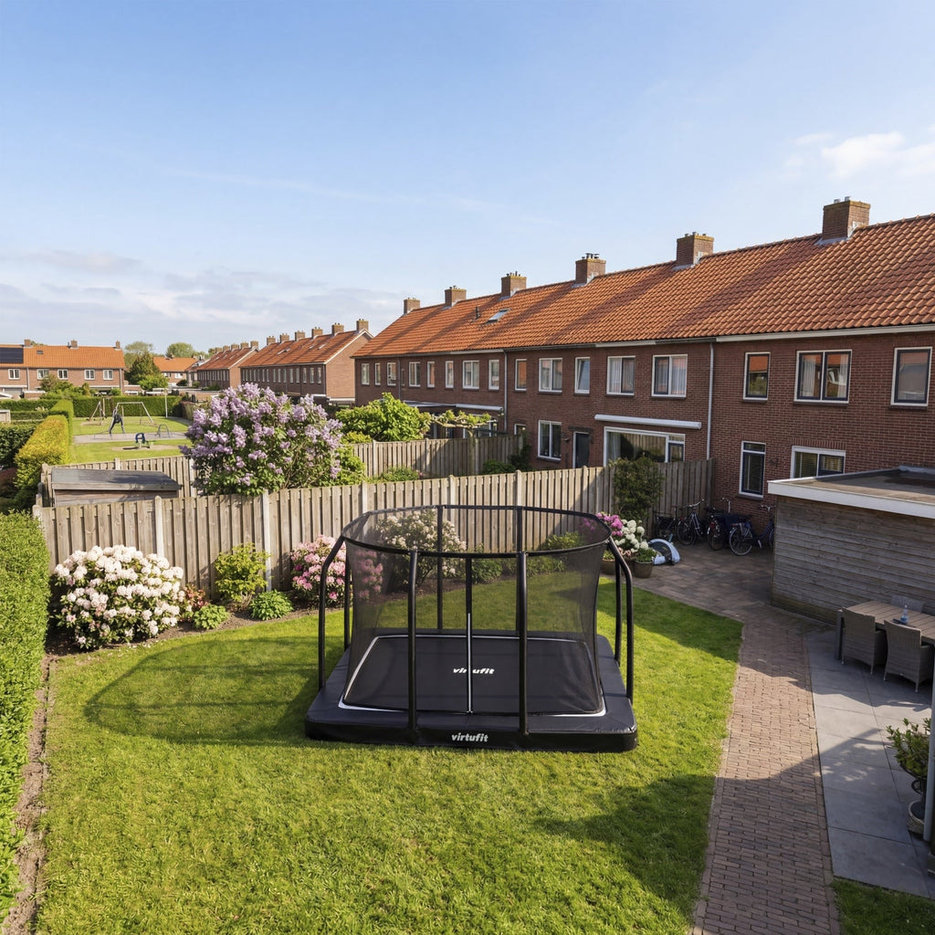 VirtuFit Premium Inground Trampoline met Veiligheidsnet - Zwart - 244 x 366 cm - In gebruik