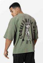 Gorilla Wear Russell Oversized T-shirt - Groen - In gebruik