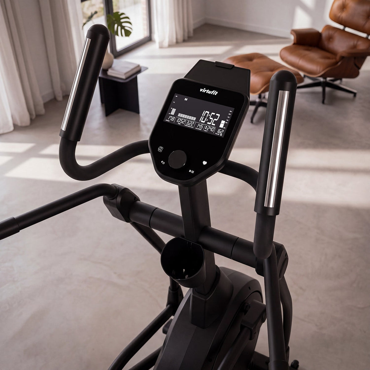 VirtuFit FDR300i Ergometer Crosstrainer - In gebruik