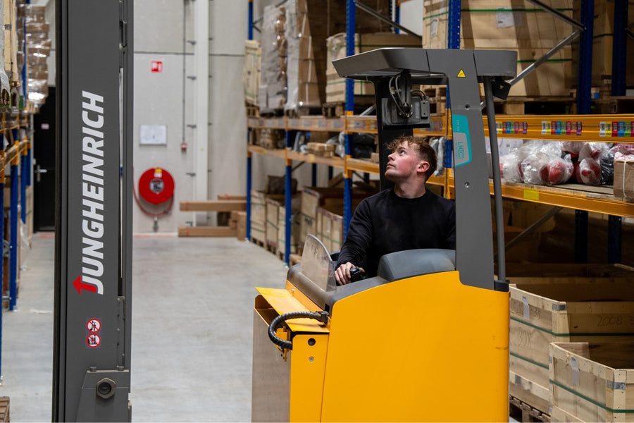 Logistikmitarbeiter