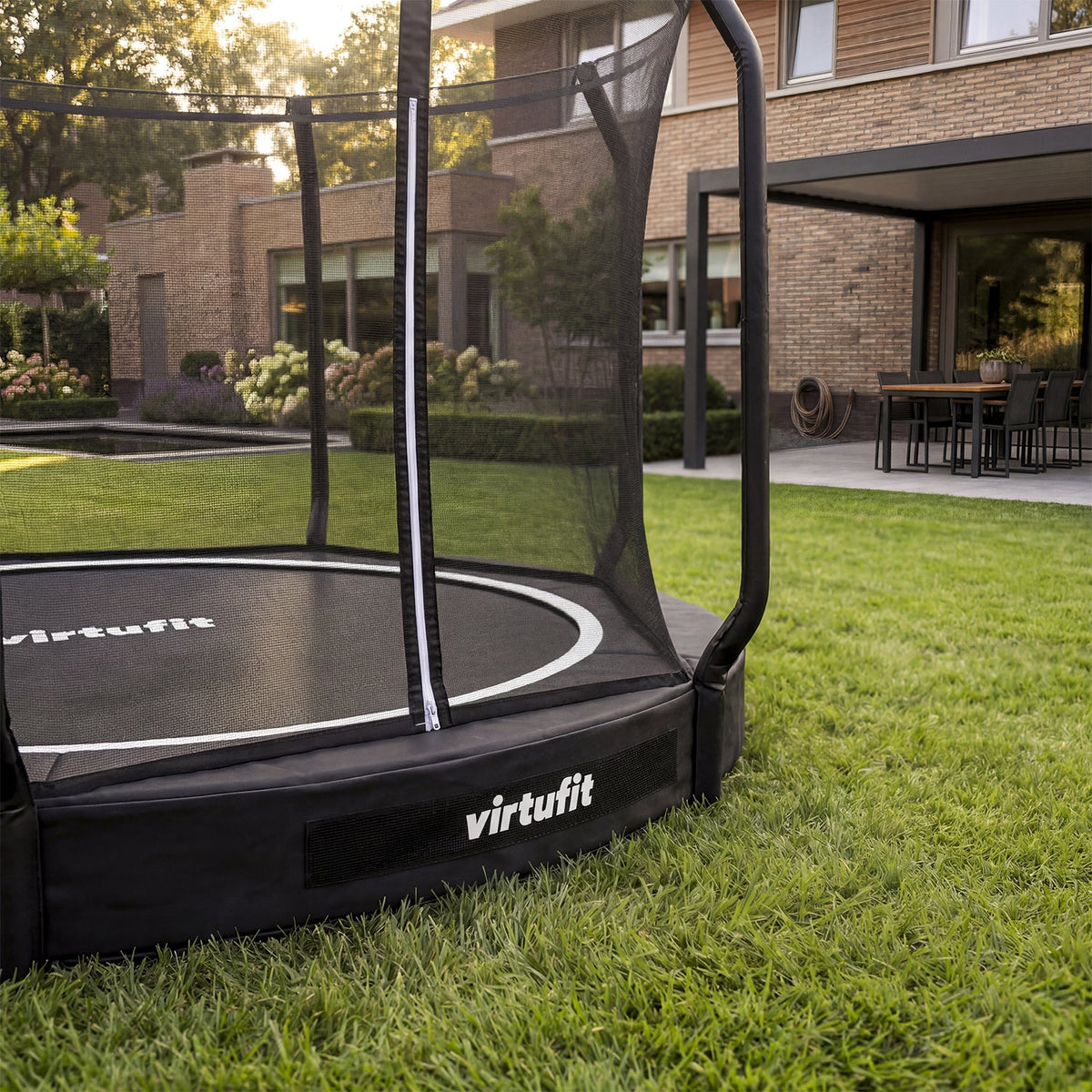 VirtuFit Inground Trampoline 305 cm - Inclusief Veiligheidsnet - Aanzicht