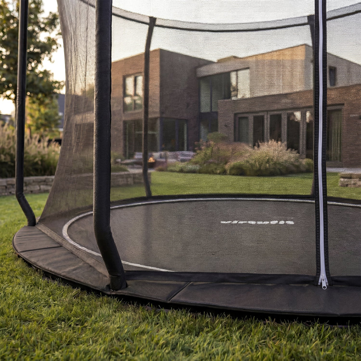 VirtuFit Groundlevel Trampolin 305 cm Inklusive Sicherheitsnetz