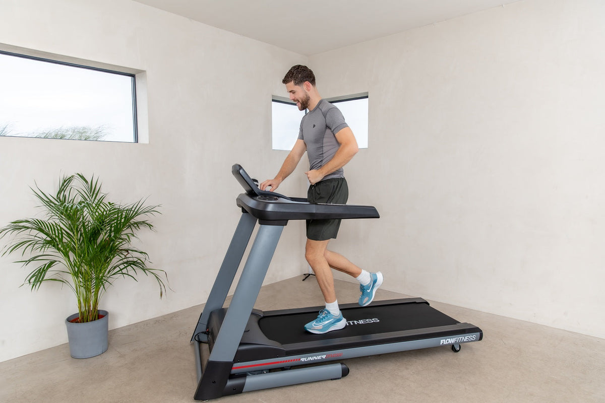 Flow Fitness Runner DTM2500 Loopband - Aanzicht